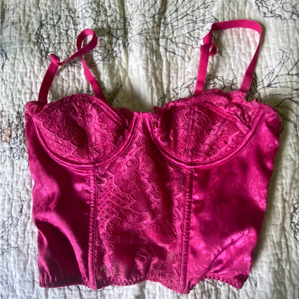 Super cute, raspberry colored bustier top